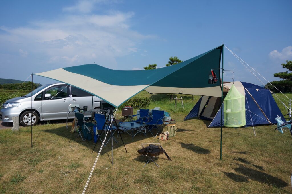 campsite-car